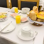 Laranjeira Hotel 2*