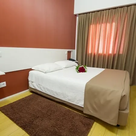 Laranjeira Hotel 2*