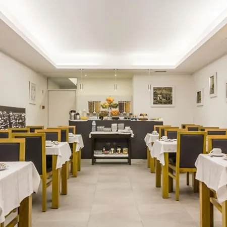 Laranjeira Hotell 2*
