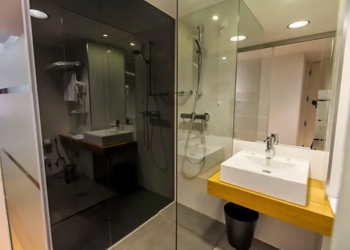 拉兰热拉酒店 酒店